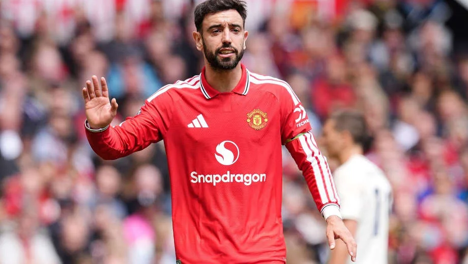 bruno fernandes equals premier league assist record in uniteds win
