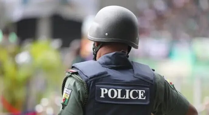 police return lost bag to owner in kano