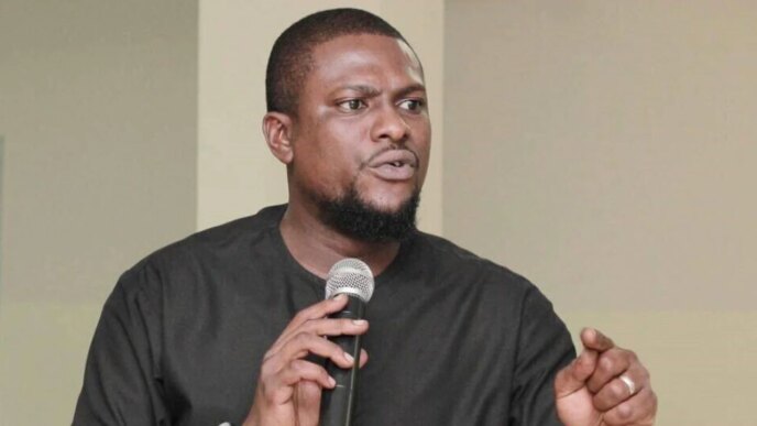 apc using police to guard tinubus billboards rather than protect nigerians atiku aide
