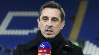epl he would be gold neville names chelsea player man utd sign for carrick