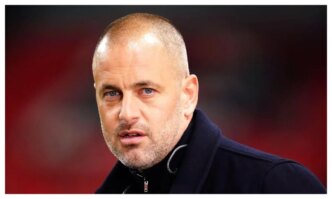 epl keep them cole tells alonso to block two chelsea players from leaving club