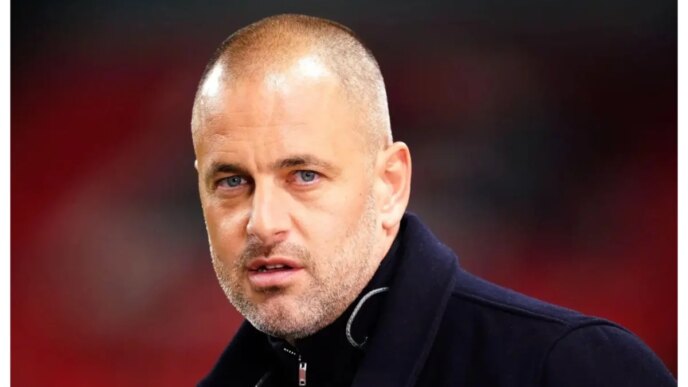epl keep them cole tells alonso to block two chelsea players from leaving club