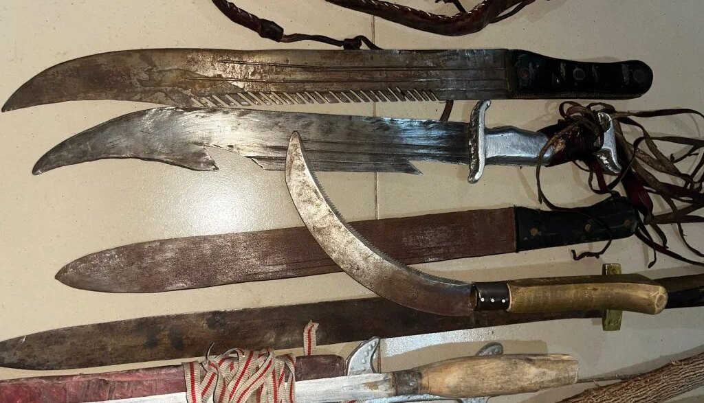 police arrest three suspects with dangerous weapons in yobe