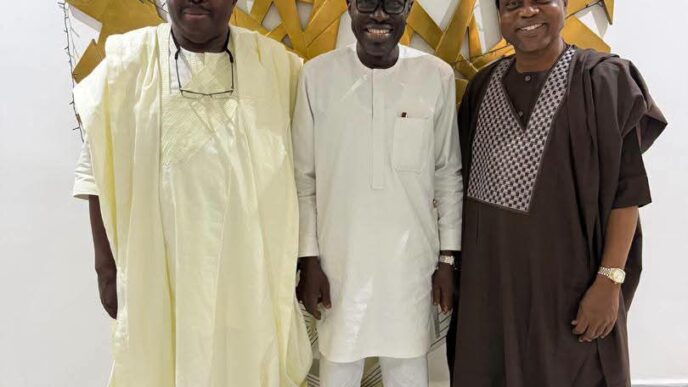 2027 oyo ex deputy governor arapaja dumps makinde meets apc chieftains