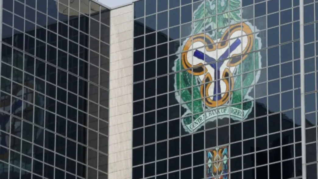 cbn warns against rejection of standard e282a6100 note says it remains legal tender