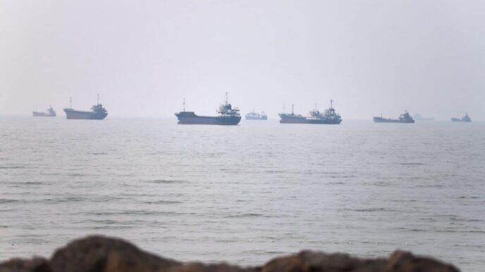 us launches new strikes on iranian military positions in strait of hormuz